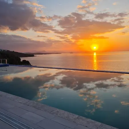 Ni Marin Hotel 5*