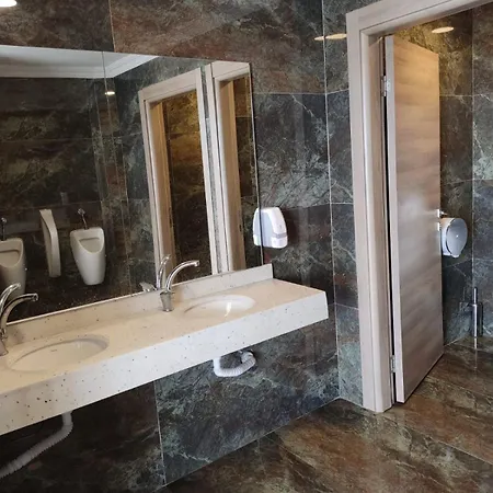 Ni Marin Hotel 5*