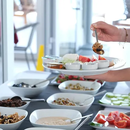 Ni Marin Hotell Milas